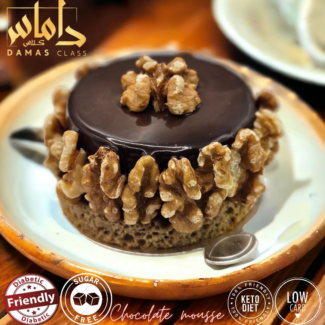 ت A piece of chocolate mousse cake